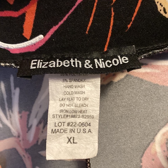 EUC-Floral skirt - Picture 2 of 2